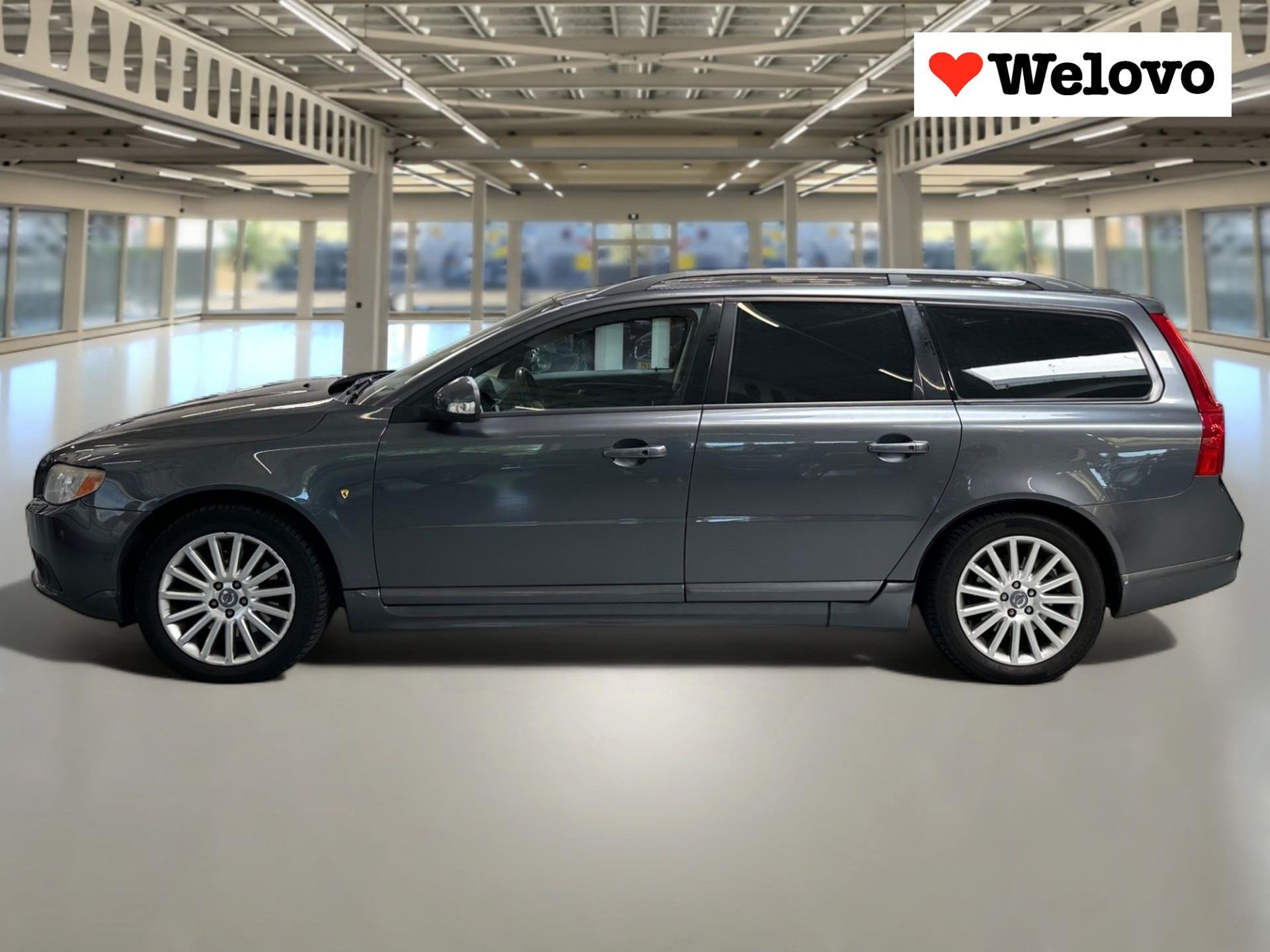 Volvo V70 3.0 T6 AWD Momentum Stoel ventilatie,Schuifdak,Ada, Automaat, Gebruikt, 2953 cc, 2000 kg