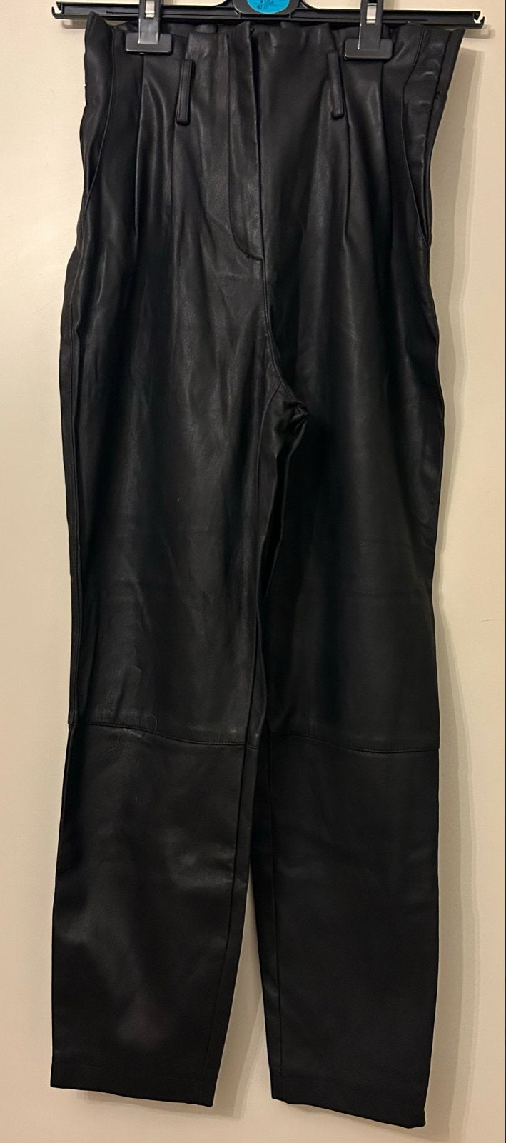 Nieuwe Amisu Dames Broek Maat 36 Zwart Nep Leer Polyester, Zwart, Nieuw, Ophalen of Verzenden, Maat 36 (S)