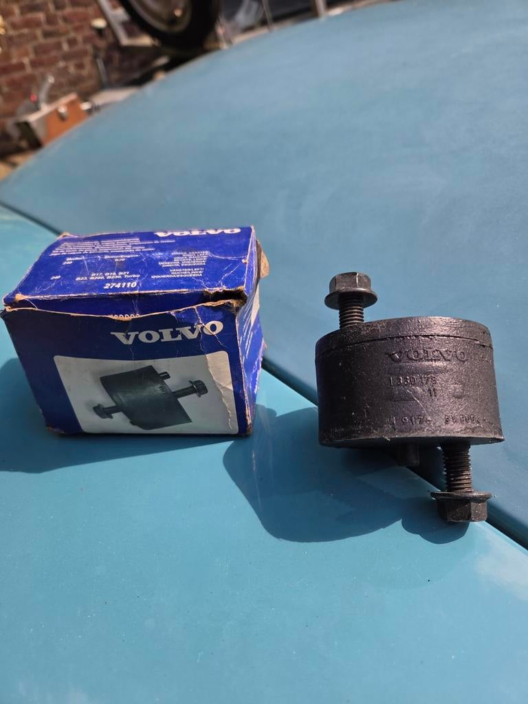 Volvo 240 motorsteun, Ophalen of Verzenden, Nieuw, Volvo