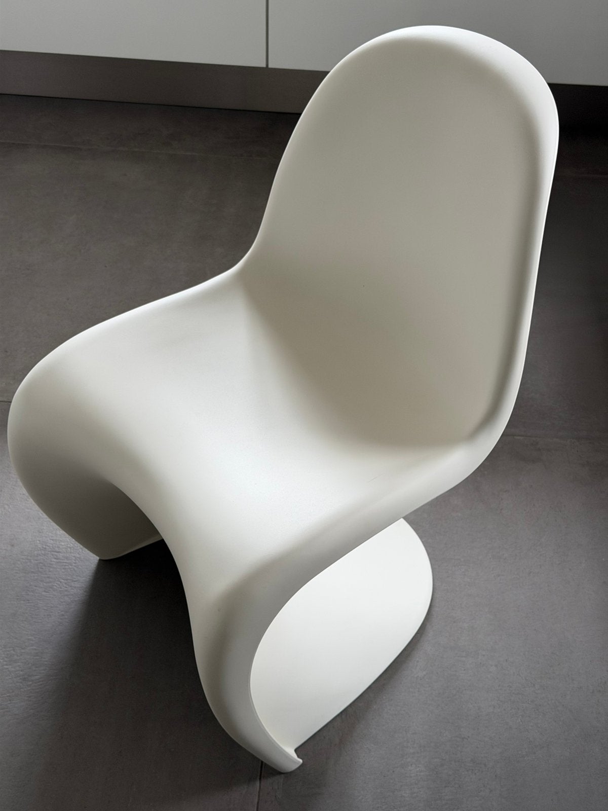 Design stoel, Huis en Inrichting, Stoelen, Ophalen of Verzenden, Zo goed als nieuw, Wit, Eén