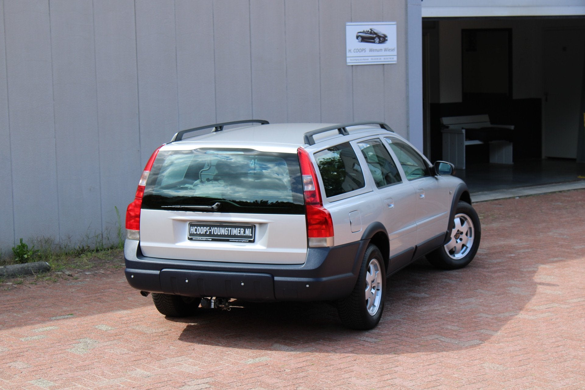 Volvo XC70 2.4T AWD AUTOMAAT BLIJVEND YOUNGTIMER ! incl. 21%, foto 9