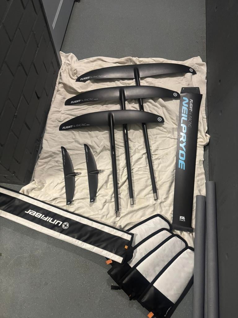 Neilpryde windfoil, slalom foil, Auto-onderdelen, Ophalen, Nieuw, Voor, Bumper