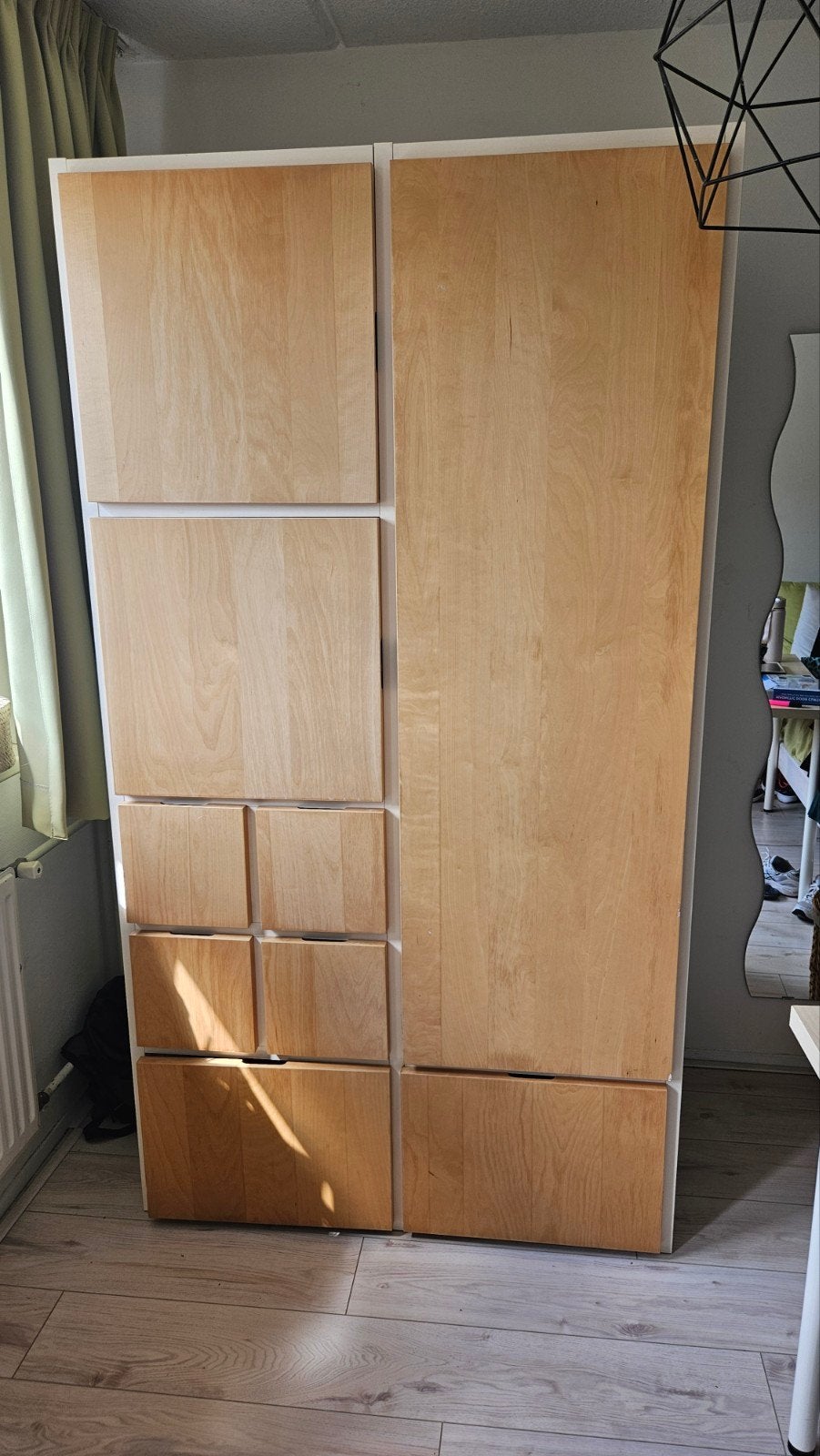 Kledingkast met lades en hangruimte, Modern en functioneel, Gebruikt, 100 tot 150 cm, 200 cm of meer