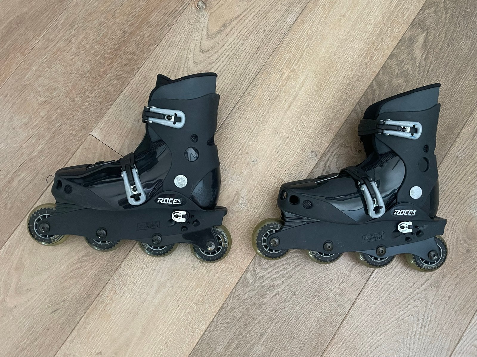 Roces Inline Skates met Helm en Beschermers - Maat 36-40, Sport en Fitness, Schaatsen, Ophalen of Verzenden, Gebruikt, Overige typen