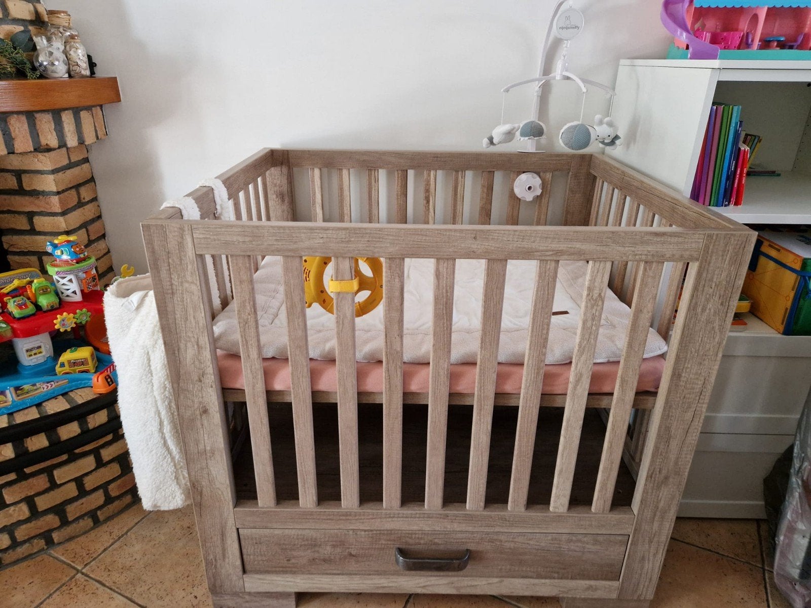 Baby box kidsmill Brent, Ophalen, Zo goed als nieuw, Rechthoekig, Lade