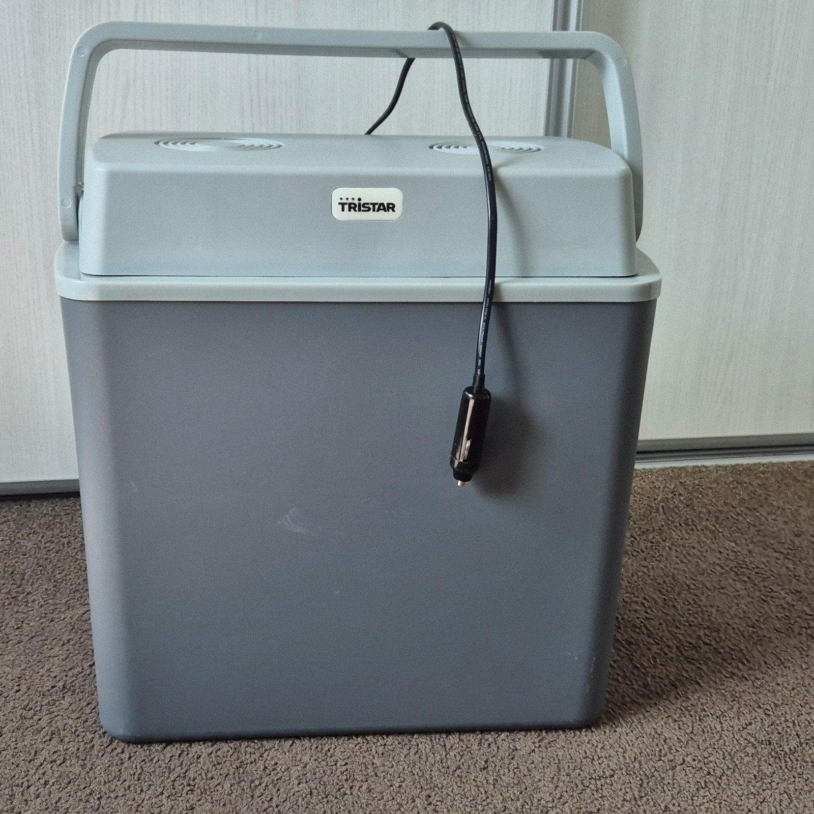 Koelbox voor onderweg in de auto, Ophalen, Zo goed als nieuw, Koelbox, Elektrisch