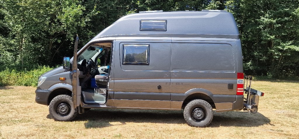 MB Sprinter; CS Cosmo; 2016; 422CDI; 4x4; 3l V6, Automaat, Diesel, Particulier, 5 tot 6 meter