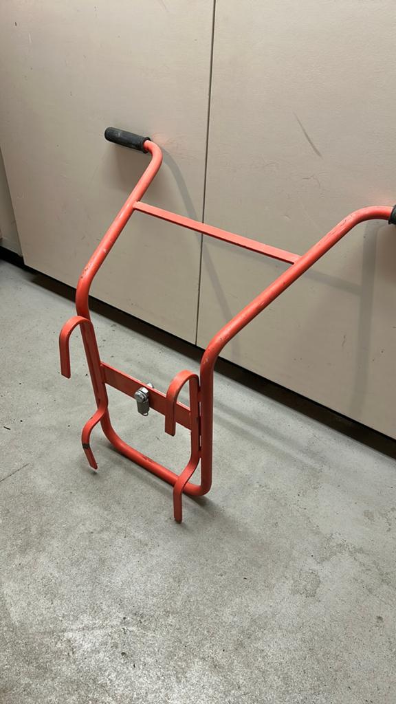 Altrex ladder afhouder, Doe-het-zelf en Verbouw, Ladders en Trappen, Ophalen of Verzenden, Zo goed als nieuw, 4 meter of meer