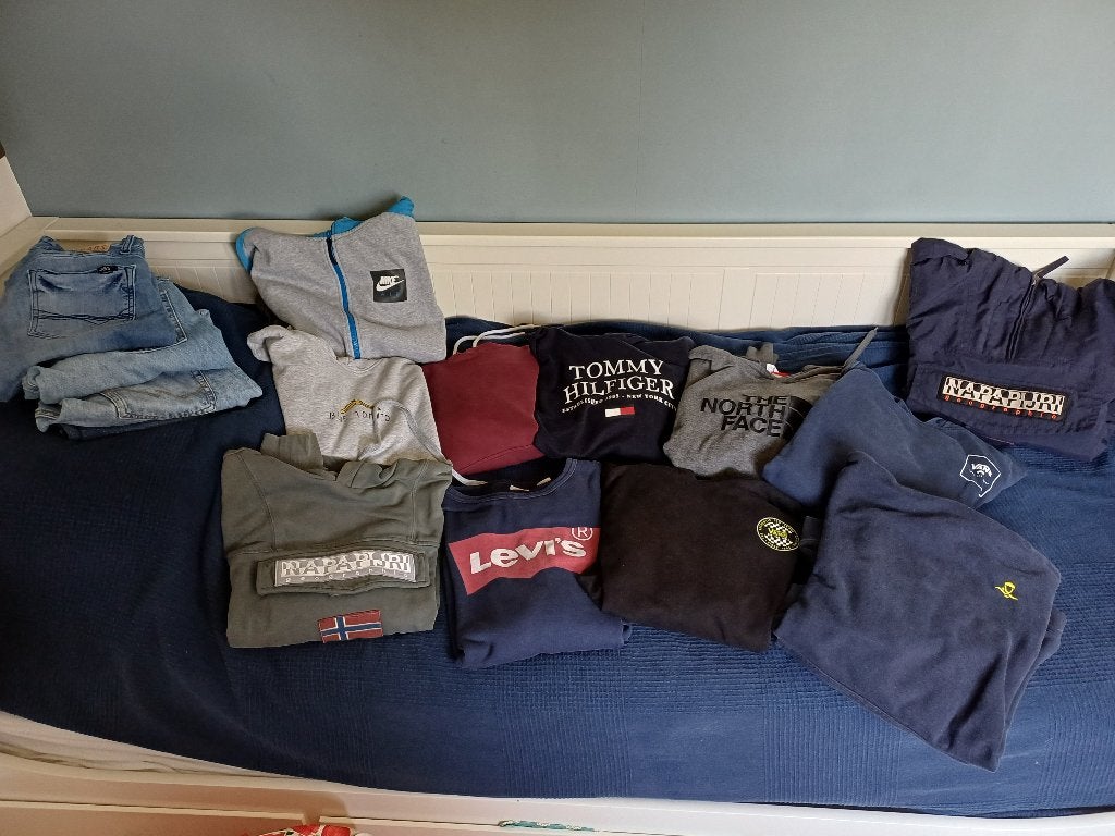 Kledingpakket met diverse truien, jeans en winterjas)), Kleding | Heren, Ophalen of Verzenden, Gedragen, Maat 46 (S) of kleiner