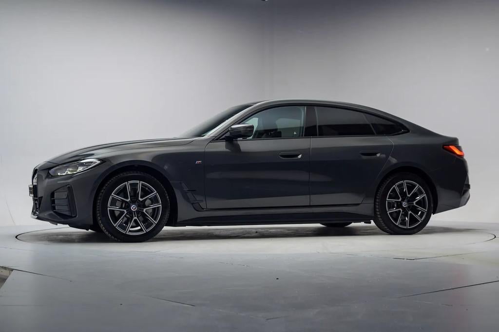 BMW i4 eDrive40 M-Sport 84 kWh 3-Fase [ Half-leder Stoelverw, 0 cilinders, Gebruikt, 340 pk, 1600 kg