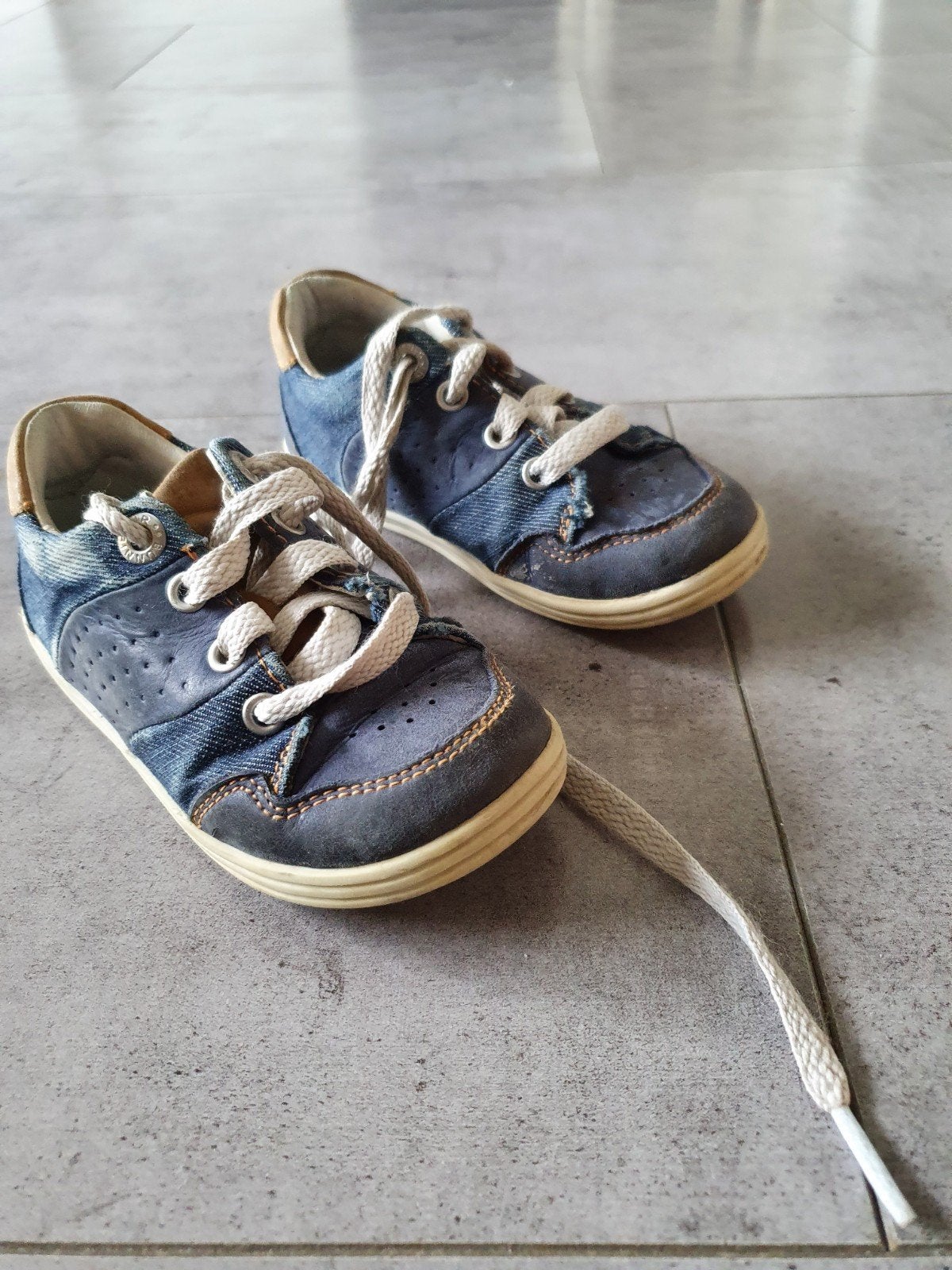 Leuke schoentjes maat 24, Gebruikt, Schoenen, Ophalen of Verzenden, Jongen