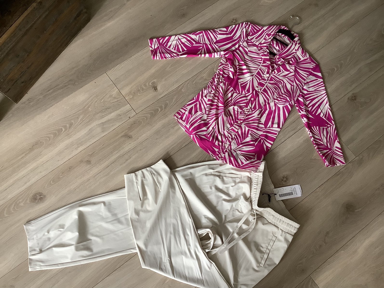 Nieuw; Studio Anneloes travelstof set broek m en blouse s, Maat 38/40 (M), Verzenden, Beige, Nieuw
