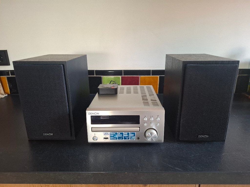 Denon RCD-M40DAB met speakers en bluetooth ontvanger, Gebruikt, Denon, Tuner of Radio, Ophalen of Verzenden