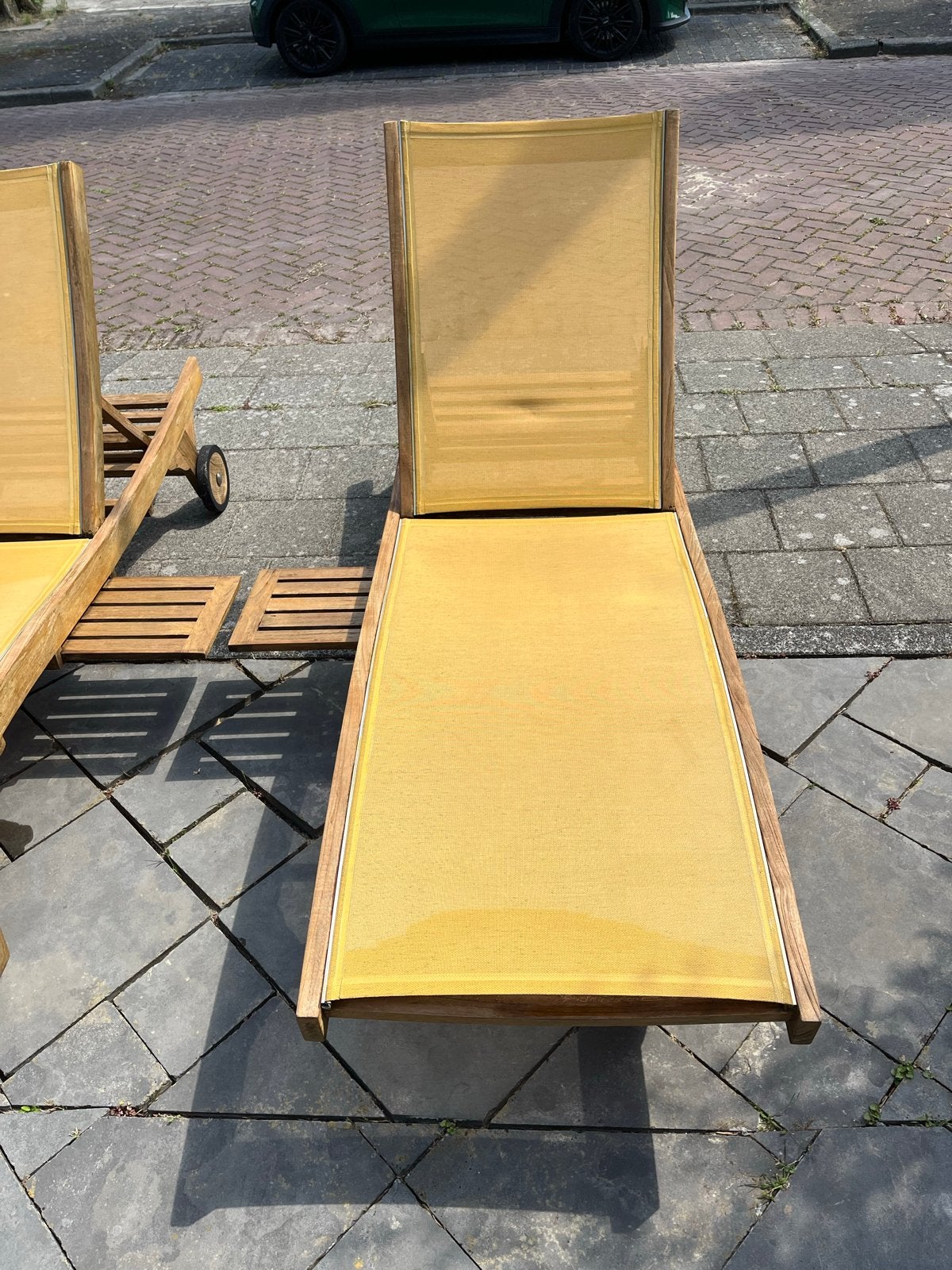 Teakhouten ligbedden met waterdichte stof en wielen, Tuin en Terras, Ophalen, Gebruikt, Teakhout, Verstelbaar