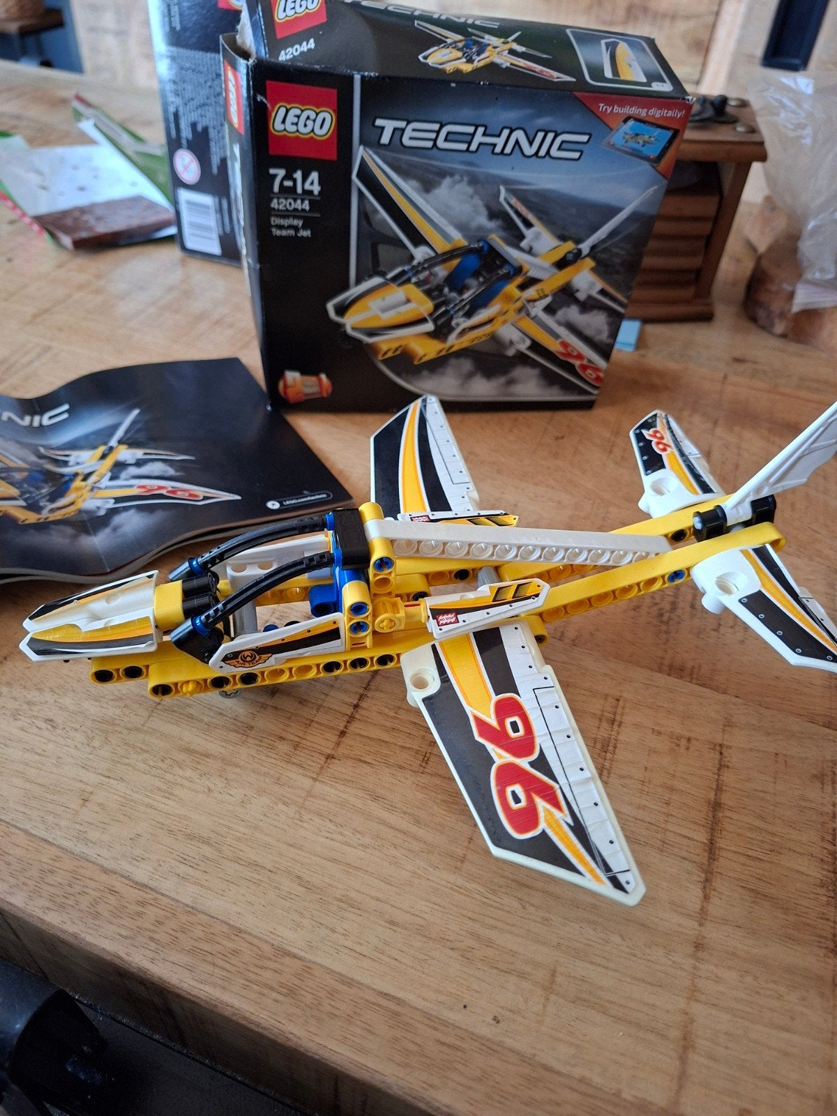 lego 42044 technic vliegtuig met boekjes en doosje, Ophalen of Verzenden, Zo goed als nieuw, Lego
