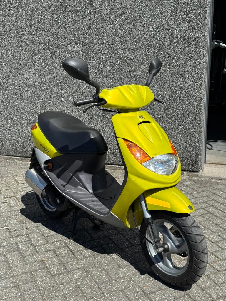 Peugeot vivacity 50cc 2t, Fietsen en Brommers, Scooters | Peugeot, Zo goed als nieuw, Vivacity, Maximaal 45 km/u, Tweetakt, Ophalen