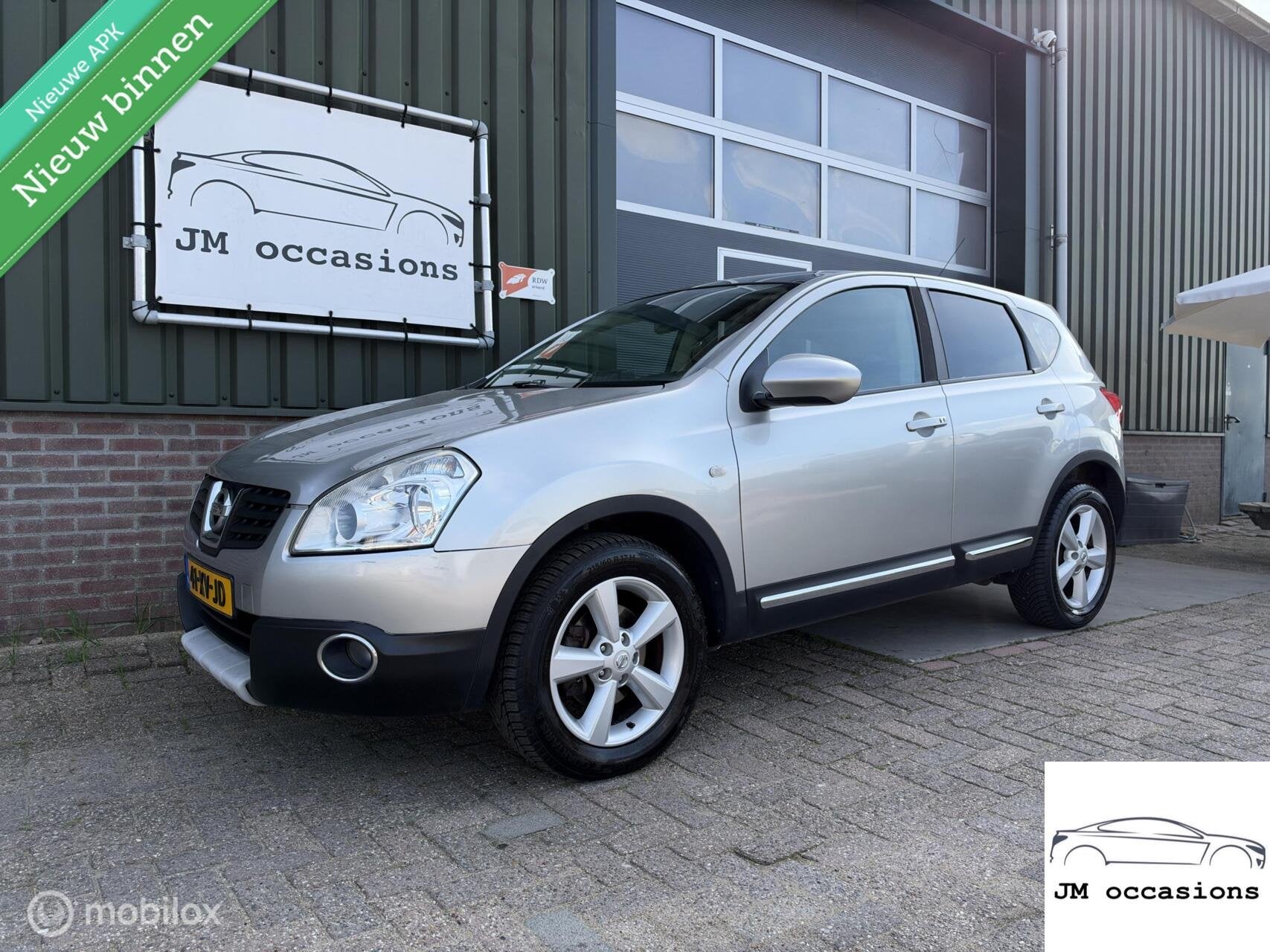 Nissan Qashqai 2.0 Tekna Premium|Airco|Cruise|Navi|APK 11-27, Voorwielaandrijving, Gebruikt, 4 cilinders, Handgeschakeld