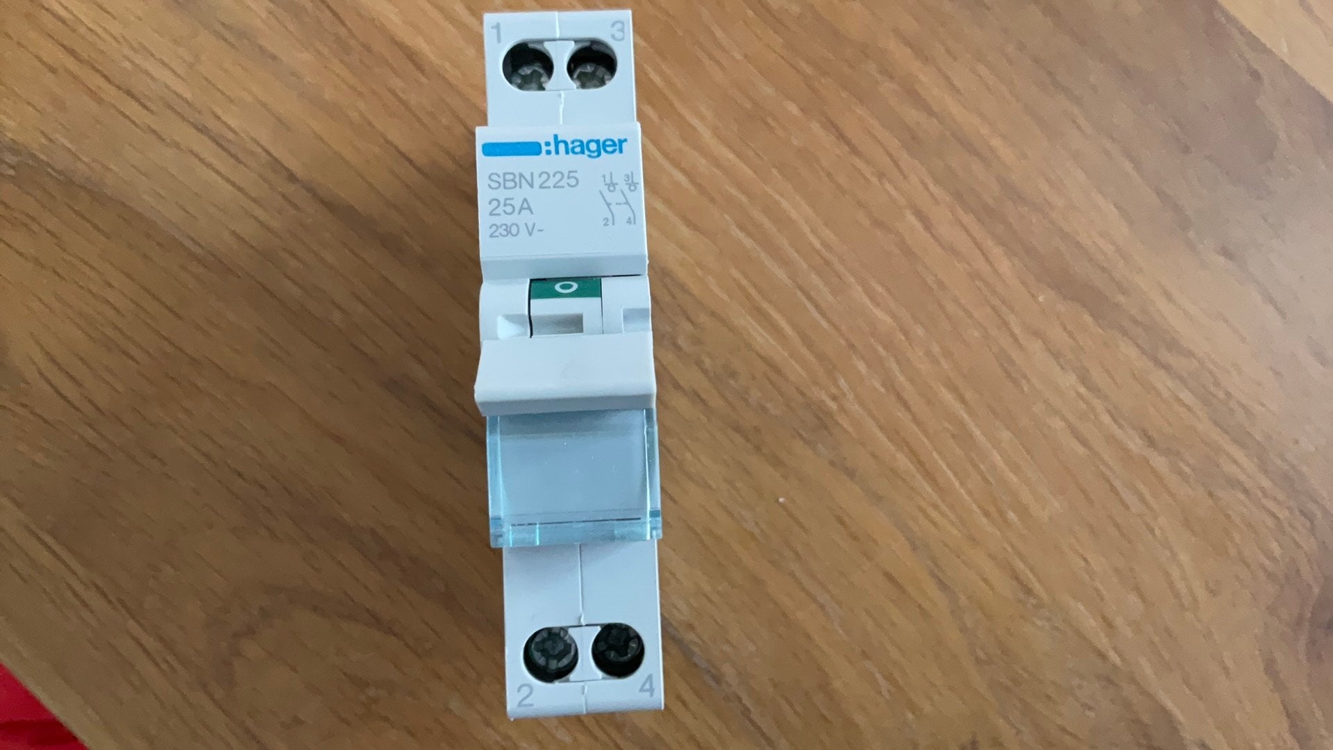 Hager SBN 225 25A, Hobby en Vrije tijd, Ophalen, Gebruikt