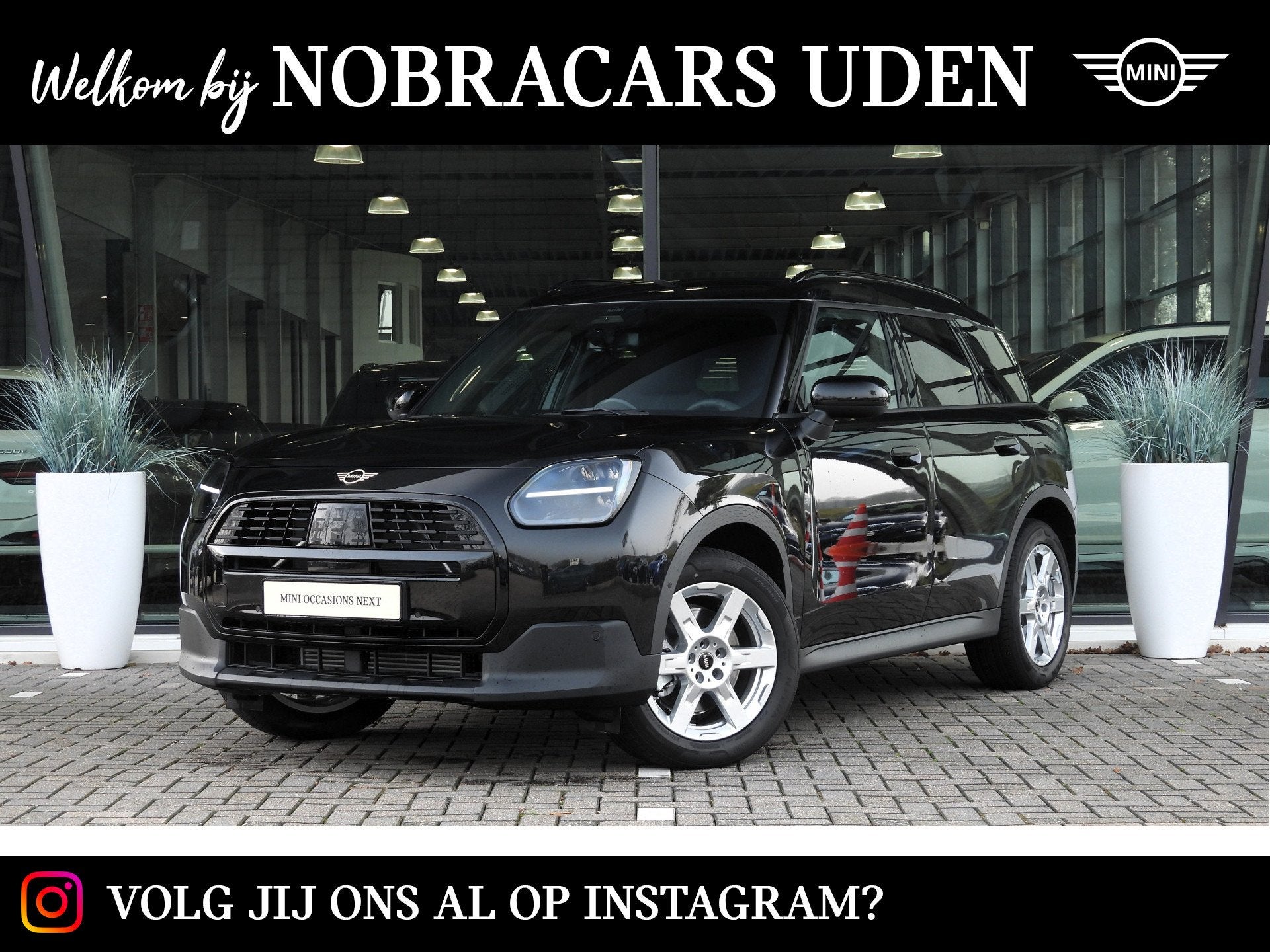 MINI Countryman C Automaat / Head-Up / LED / Stoelverwarming, Auto's, Stof, Met garantie (alle), Zwart, Origineel Nederlands