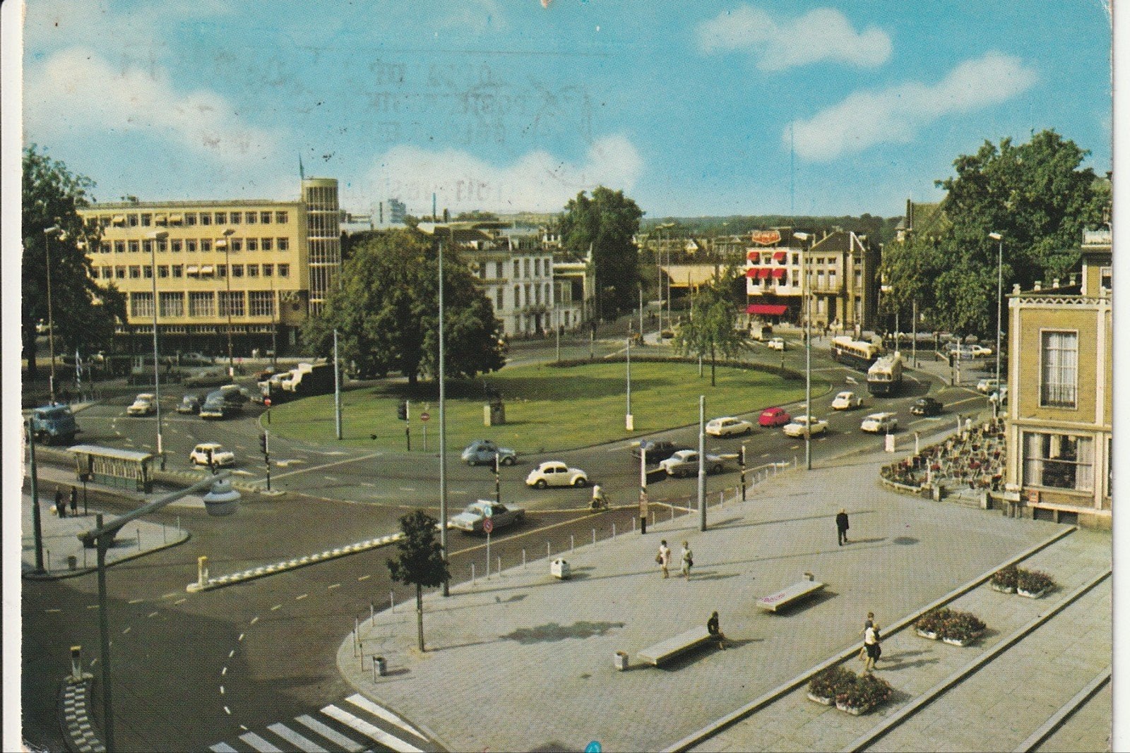 ARNHEM PANORAMA WILLEMSPLEIN ABRI ROTONDE AUTO'S TROLLEYBUS, Verzamelen, Ophalen of Verzenden, 1960 tot 1980, Gelopen, Gelderland