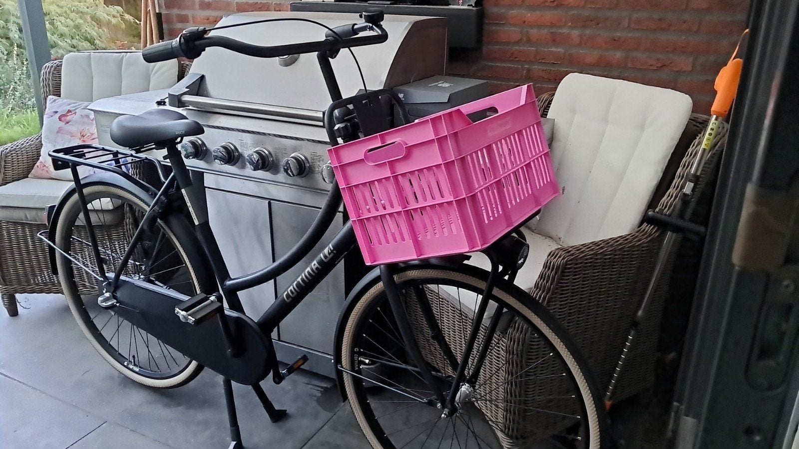 Cortina fiets met roze krat, Terugtraprem, Versnellingen, 56 cm of meer, Zo goed als nieuw