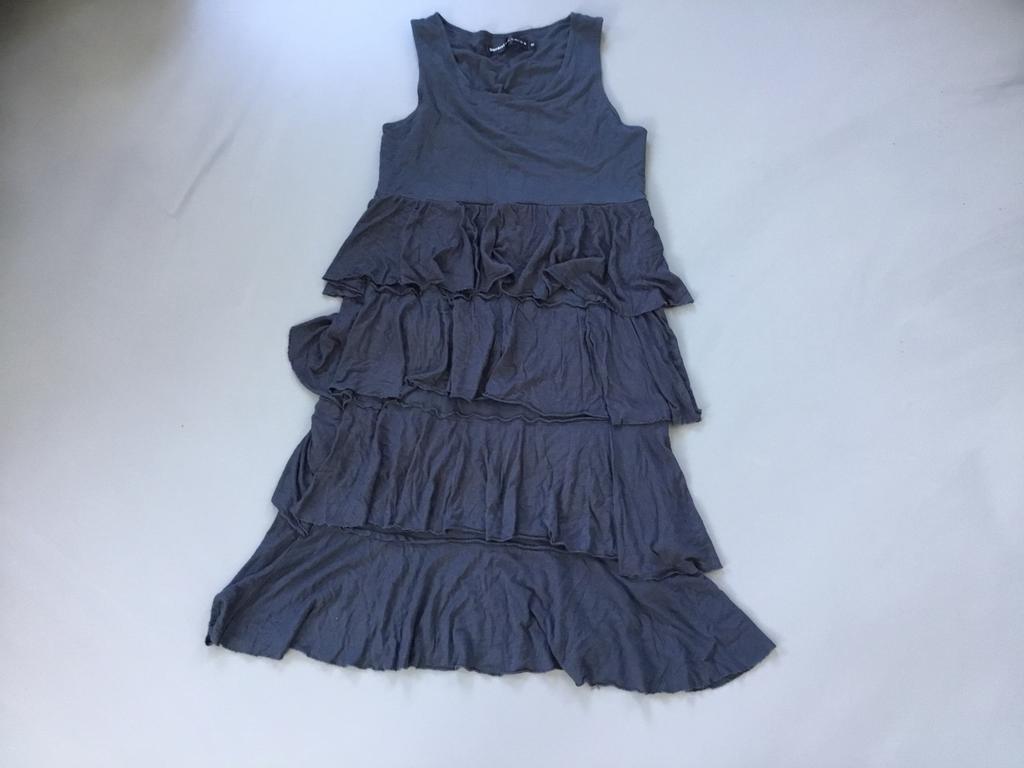 Grijze jurk mer rouches van de Bijenkorf, 38, Kleding | Dames, Ophalen of Verzenden, Zo goed als nieuw, Maat 38/40 (M), Grijs