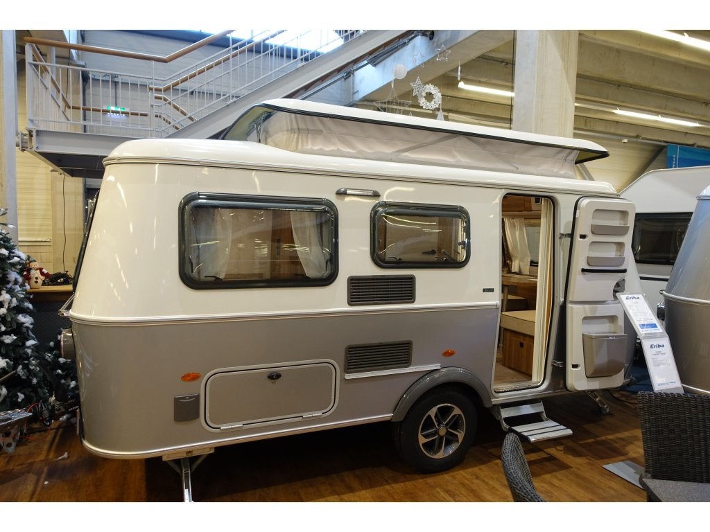 Eriba Touring 530; super compleet af fabriek, Caravans en Kamperen, Caravans, Standaardzit, Schokbreker, Bedrijf, Eriba