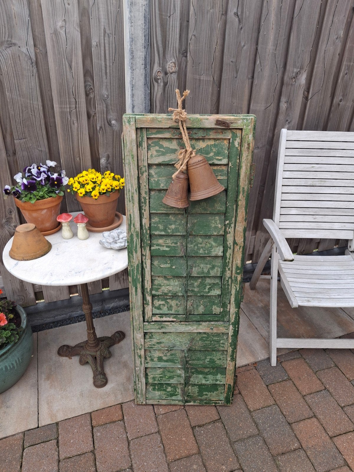 Prachtig Frans groen luik voor tuin of decoratie, Ophalen