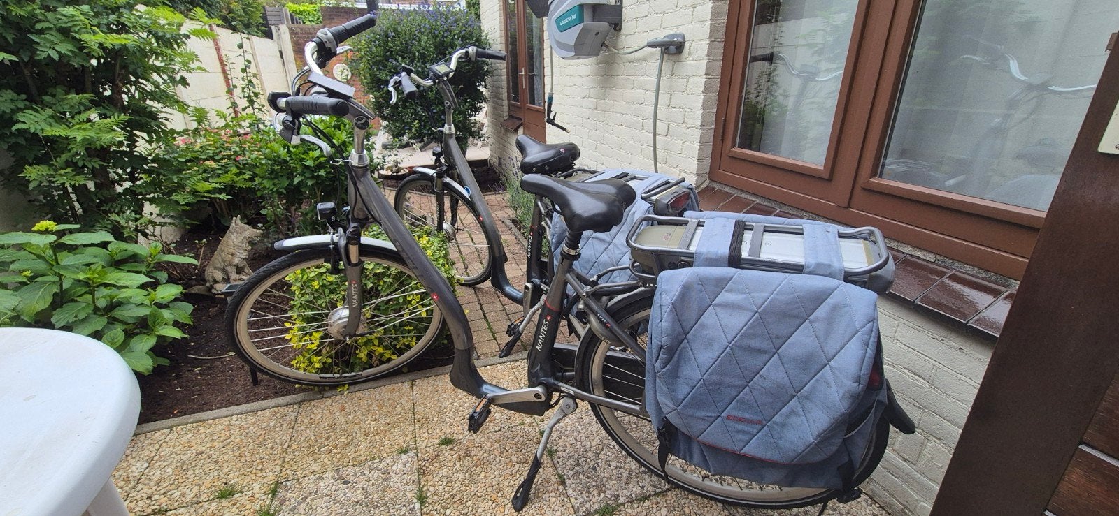 2 Stella elektrische fietsen met lage instap en fietstassen, 51 tot 55 cm, Ophalen, Overige merken