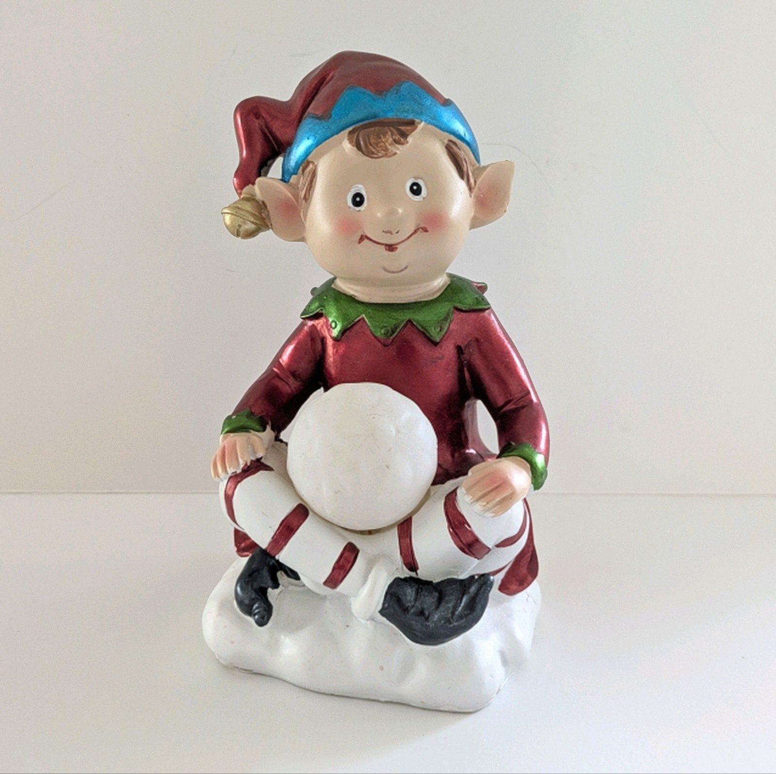 Beeld: Kerst elf met lichtje in de sneeuwbal (op batterijen), Ophalen of Verzenden, Zo goed als nieuw