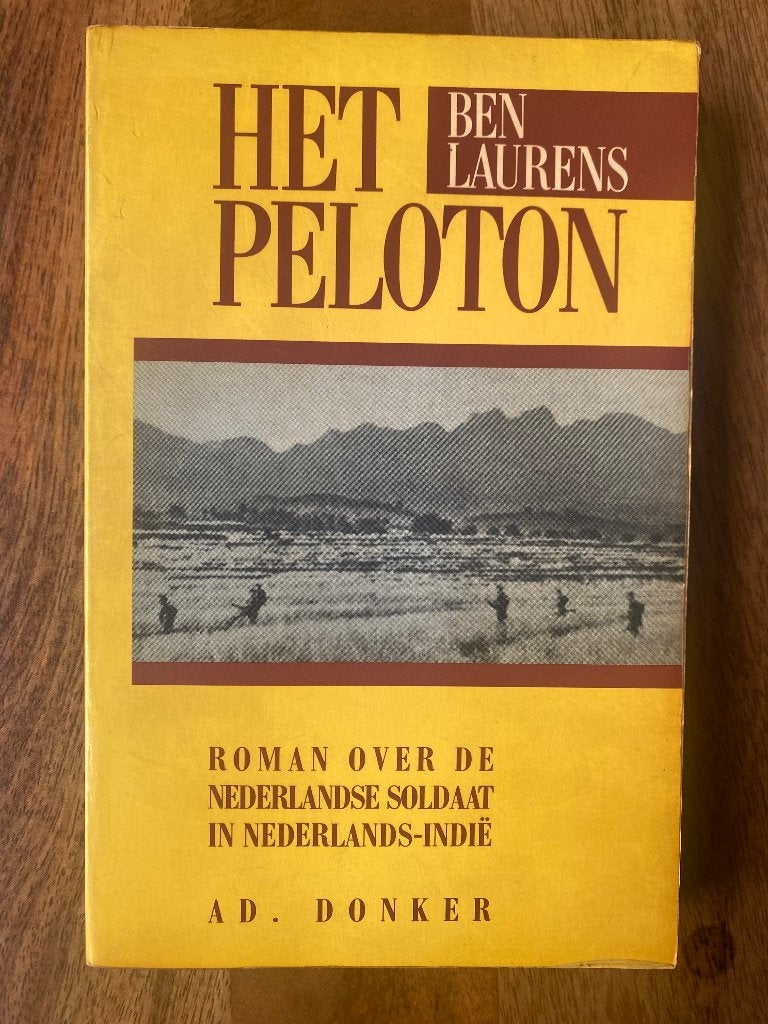 Het peloton - Ben Laurens, Tweede Wereldoorlog, Ben Laurens, Ophalen of Verzenden, Zo goed als nieuw