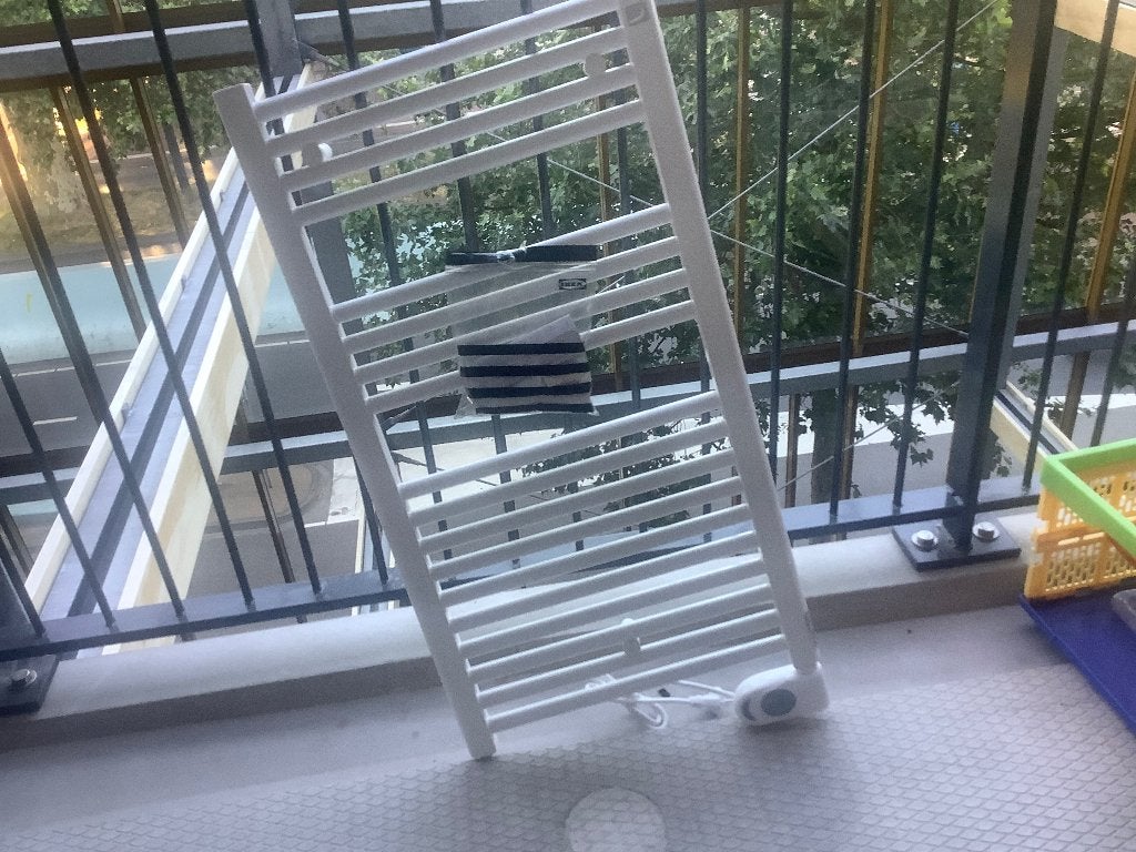 Elektrische Zehnder badkamer radiator, Doe-het-zelf en Verbouw, Verwarming en Radiatoren, Ophalen, Radiator, Nieuw, Minder dan 60 cm