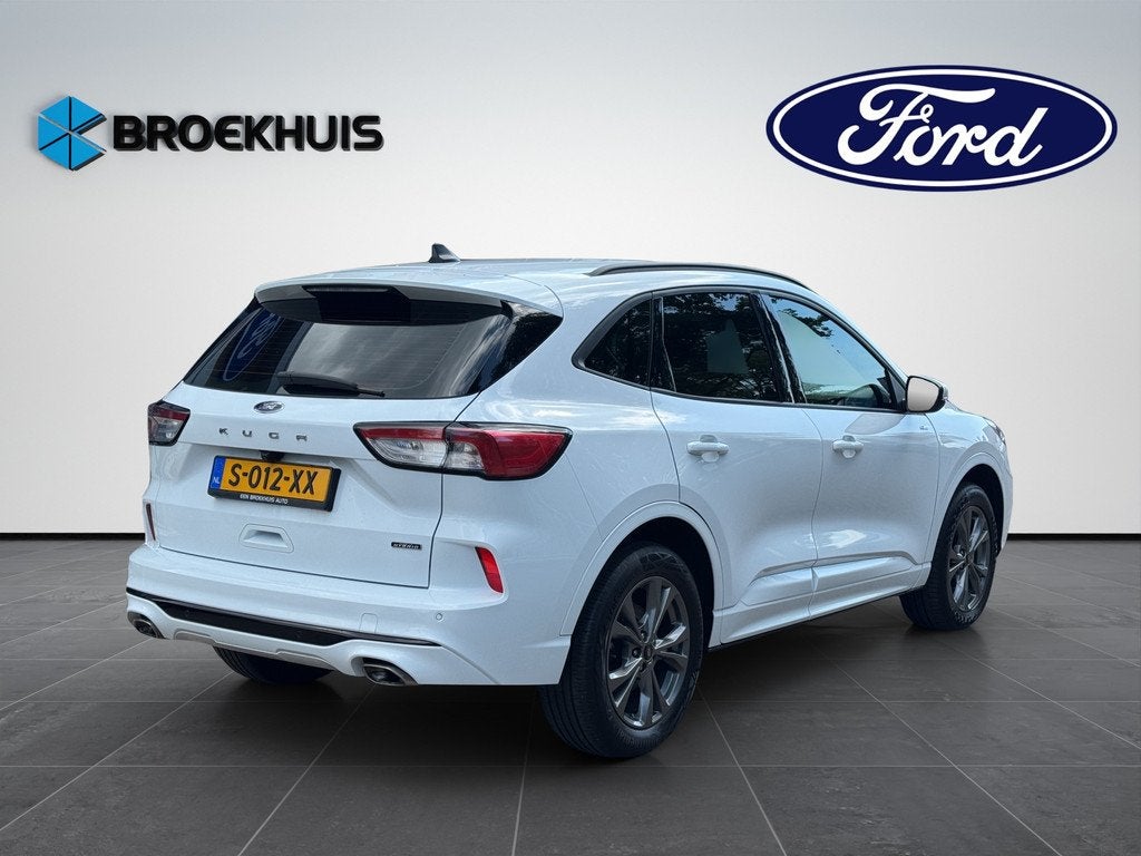 Ford Kuga 2.5 PHEV ST-Line 225pk, 12 maanden, Gebruikt, 4 cilinders, Wit