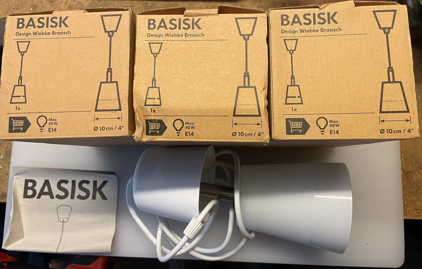 Basisk design hanglampen 3 stuks nieuw, Overige lichtkleuren, Overige typen, E14 (klein), Ophalen of Verzenden