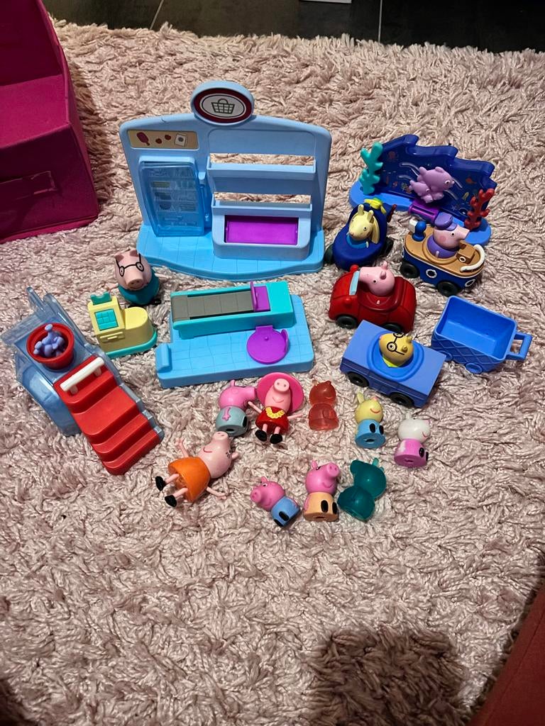 Peppa Pig Speelset met Figuren en Voertuigen, Kinderen en Baby's, Speelgoed | Actiefiguren, Zo goed als nieuw, Ophalen of Verzenden
