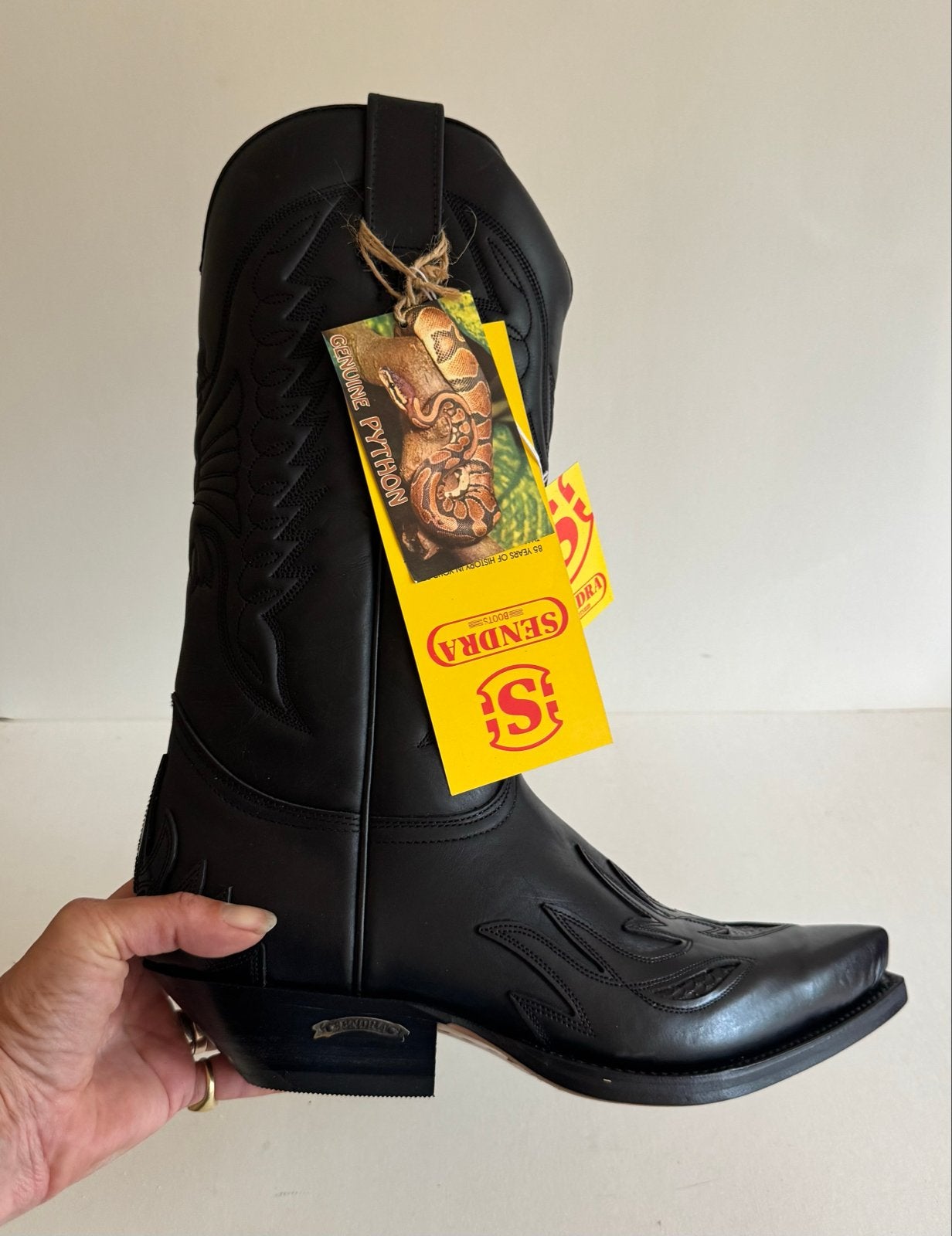Nieuwe Sendra Cowboylaarzen Zwart - Maat 43, Ophalen of Verzenden, Nieuw, Zwart
