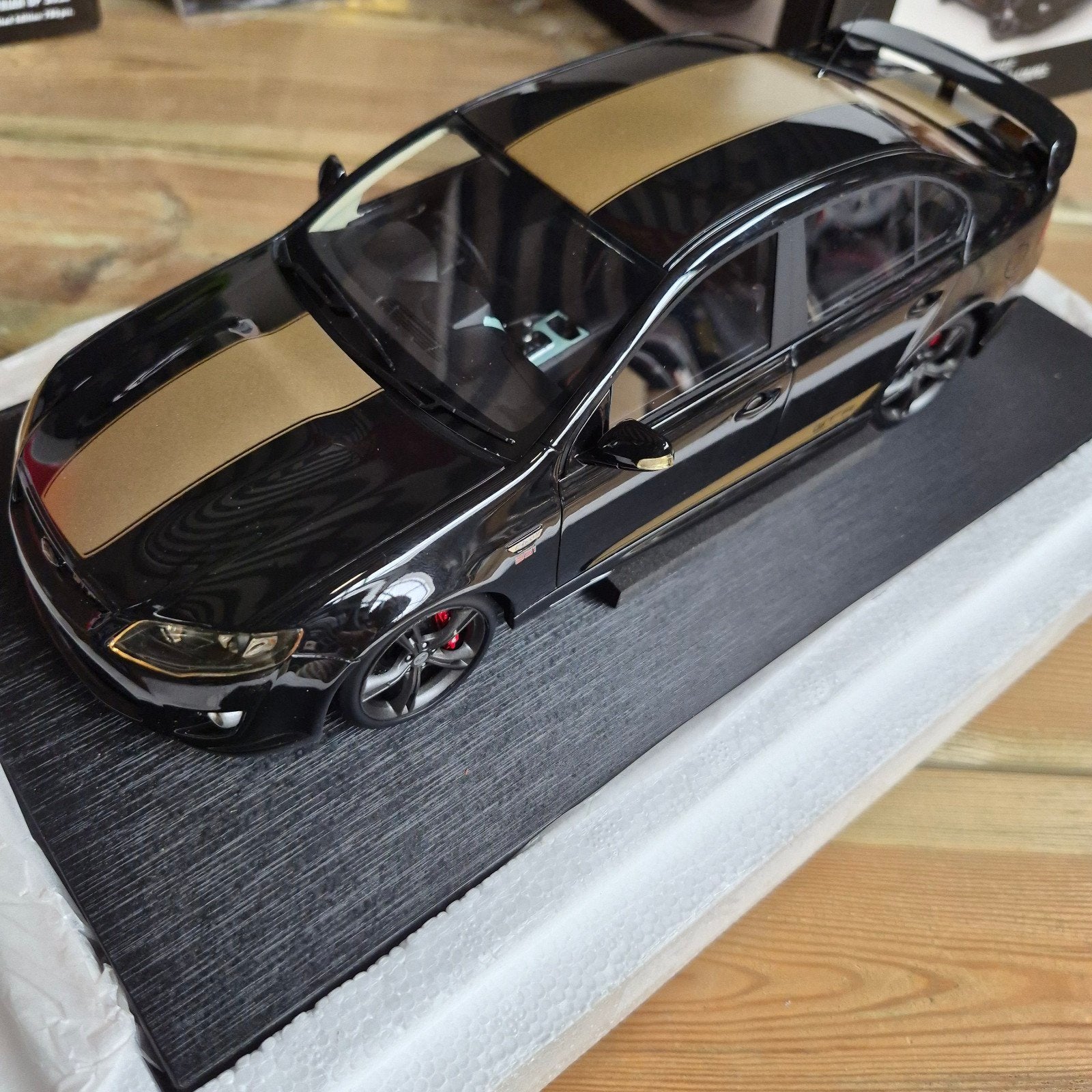 FPV GT-F 1:18 Apex Replicas - (Gordel is los), Overige merken, Gebruikt, Auto, Verzenden