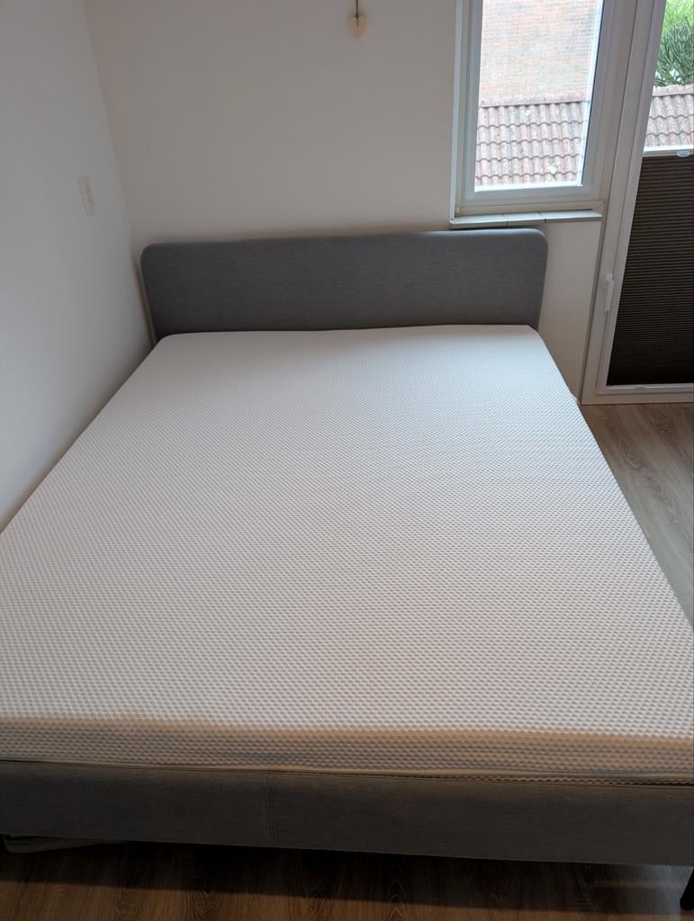 Ikea bed + matras + molton 160x200 incl. dekbed van 240x220, Ophalen, Tweepersoons, Zo goed als nieuw, 200 cm