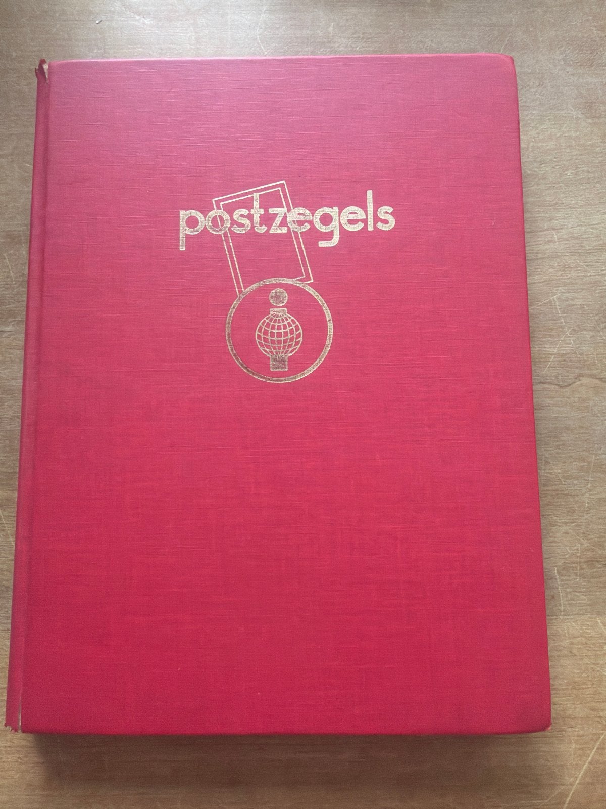 Postzegelalbum met diverse internationale postzegels, Ophalen of Verzenden, Buitenland