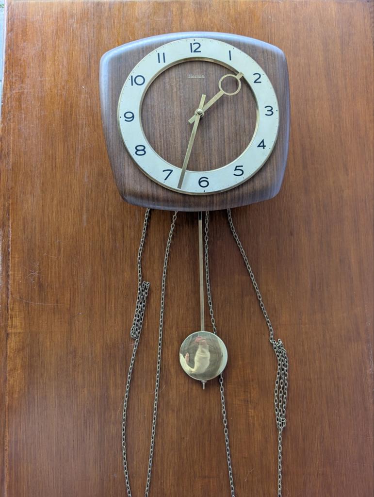 Vintage Hermle wandklok met slinger – Jaren '60 / '70, Antiek en Kunst, Antiek | Klokken, Ophalen