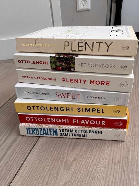 Kookboeken Ottolenghi 7x NIEUW / ZGAN vraagprijs per stuk, Boeken, Ophalen, Nieuw, Overige gebieden