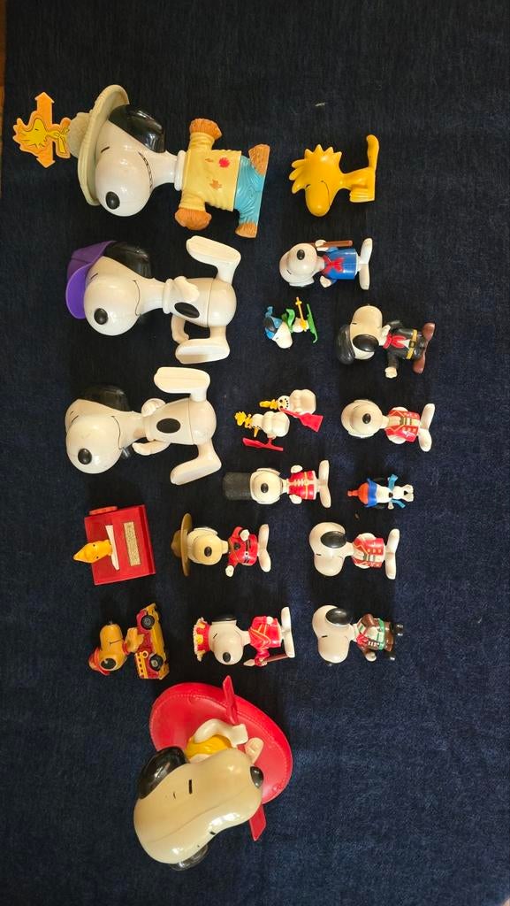 Grote verzameling Snoopy en Woodstock poppetjes, Verzamelen, Poppetjes en Figuurtjes, Gebruikt, Ophalen of Verzenden