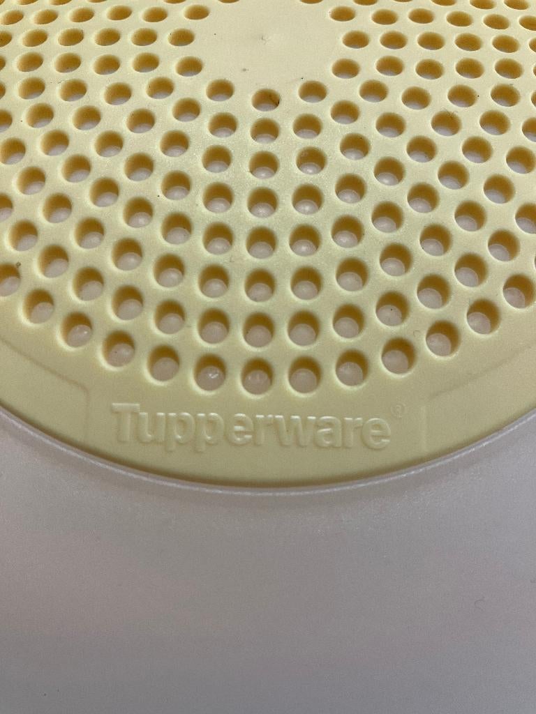 tupperware kaas max, Huis en Inrichting, Keuken | Tupperware, Ophalen of Verzenden, Zo goed als nieuw, Geel, Overige typen