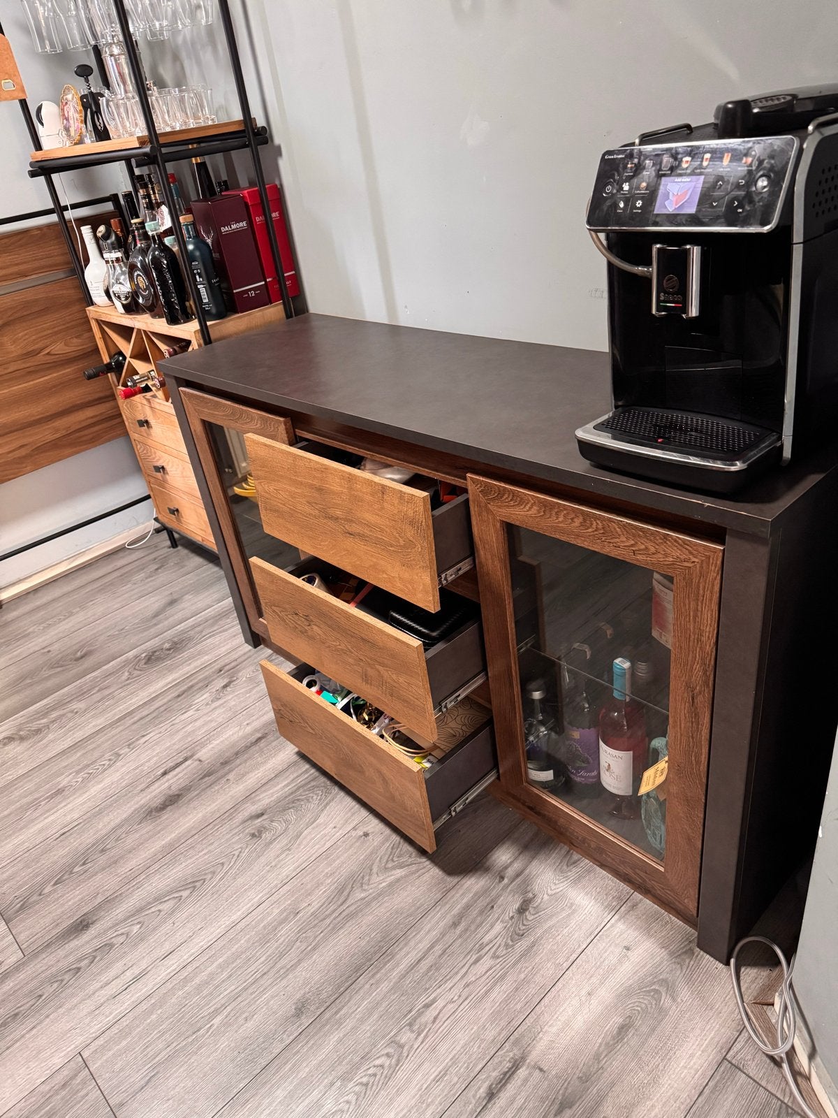 dressoir met lades en glazen deuren, Huis en Inrichting, 100 tot 150 cm, Ophalen of Verzenden, Zo goed als nieuw, Met lade(s)
