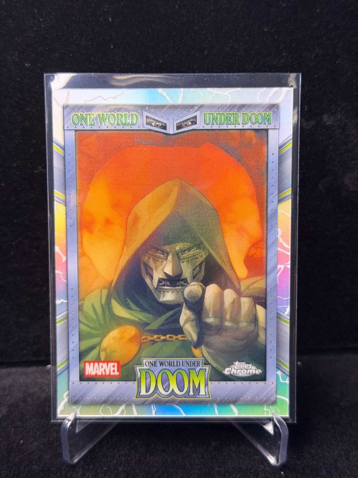 Topps Chrome Marvel 2026 One World Under Doom Dr. Doom OW-14, Verzamelen, Stripfiguren, Verzenden, Zo goed als nieuw