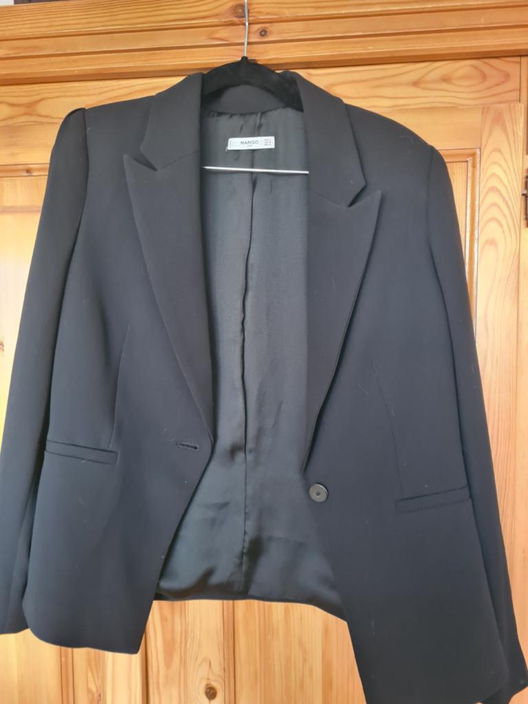 Stijlvolle Zwarte Blazer van Mango - Maat L, Mango, Zwart, Maat 42/44 (L), Nieuw