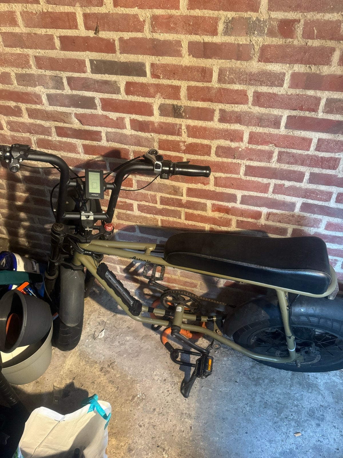 Astonic fatbike, Fietsen en Brommers, Elektrische fietsen, Gebruikt, Minder dan 47 cm, 30 tot 50 km per accu, Ophalen