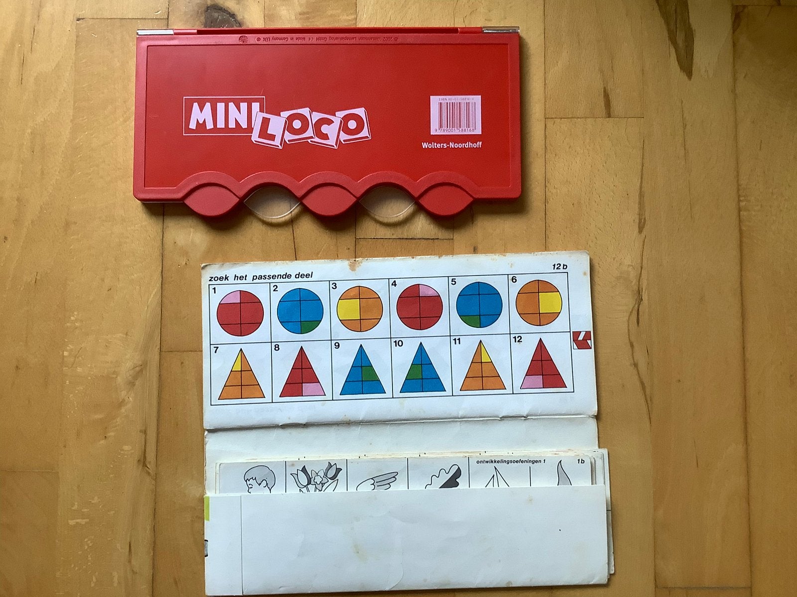 MINI LOCO  met boekje. Ontwikkelingsoefeningen 1 compleet., Ophalen of Verzenden, Zo goed als nieuw