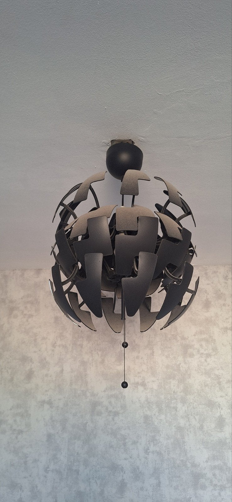 Ikea lamp bol zwart, Ophalen, Kunststof, E27 (groot), Zo goed als nieuw