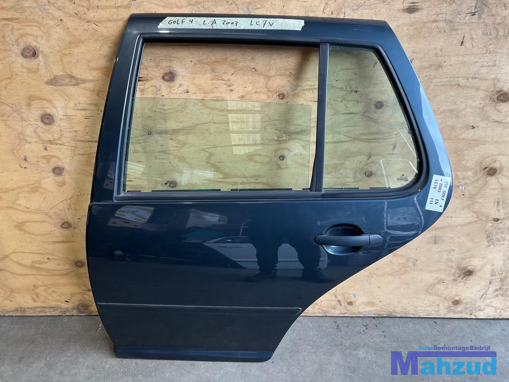 VW Golf 4 Grijs LC7V links achter deur 1998-2003, Auto-onderdelen, Carrosserie en Plaatwerk, Deur, Volkswagen, Achter, Links, Gebruikt